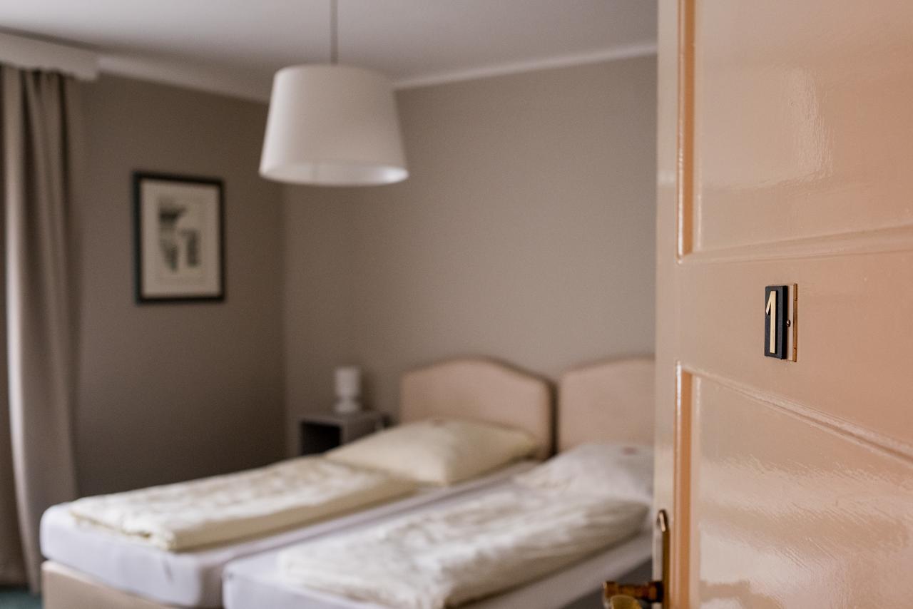 Hotel "Zur Moselterrasse" Palzem Eksteriør bilde